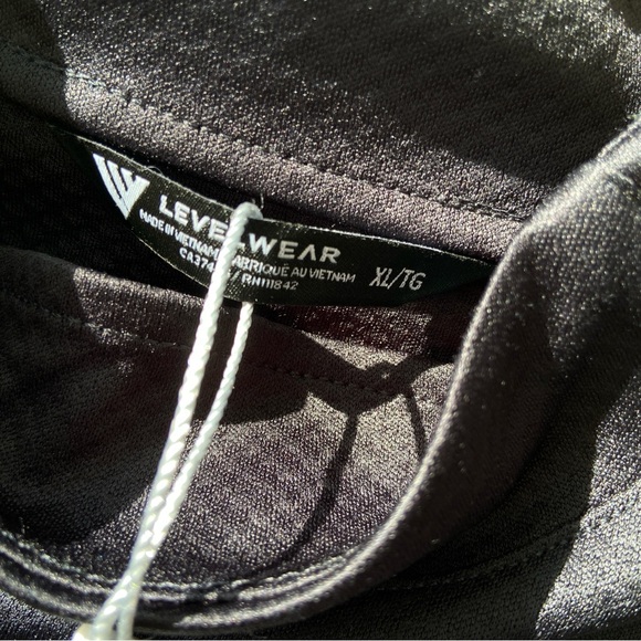 LEVELWEAR BLACK EVE ATHLETIC ACTIVE SPORT TOP/JACKET WITH SHOULDER ZIPPER, XL - Picture 9 of 10